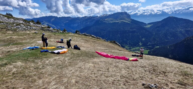 Histoire d’un vol-bivouac (pas) dans le Vercors